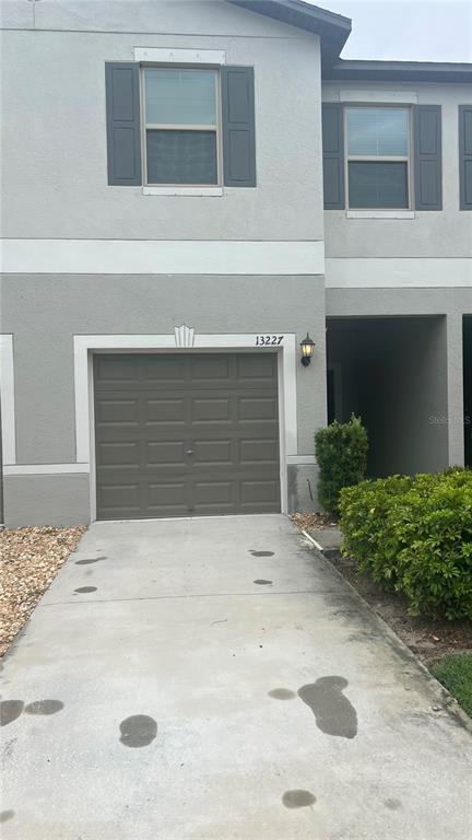 13227 Dupree Hills Pl in Riverview, FL - Foto de edificio - Building Photo