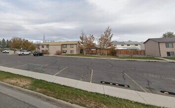 1415 W Park Ave in Riverton, WY - Building Photo - Building Photo