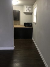 3113 Benelva Dr, Unit B in Austin, TX - Building Photo - Building Photo