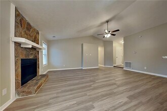 229 Colemans Bluff Dr in Woodstock, GA - Building Photo - Building Photo