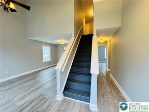 2274 Briarwood Dr in Coplay, PA - Building Photo - Building Photo