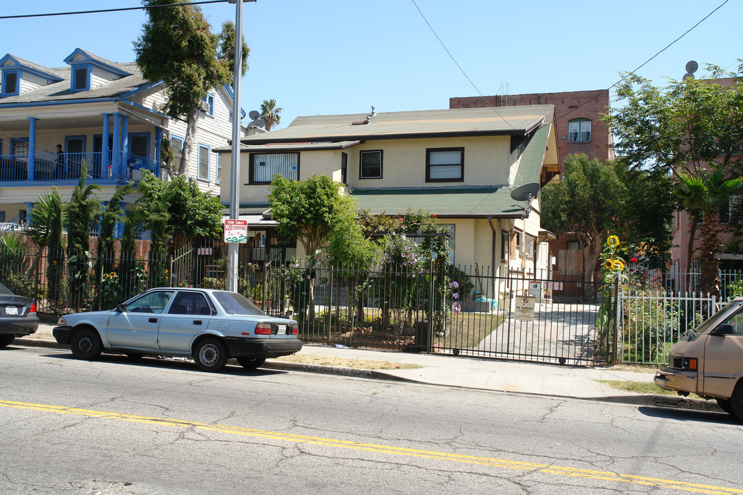 2746 James M Wood Blvd in Los Angeles, CA - Foto de edificio