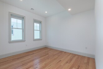 16 Church St, Unit 2 in Boston, MA - Building Photo - Building Photo