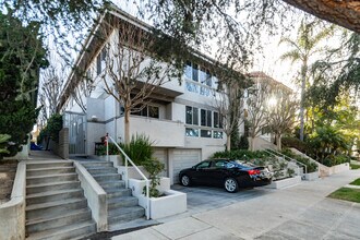 927 15th St in Santa Monica, CA - Building Photo - Building Photo