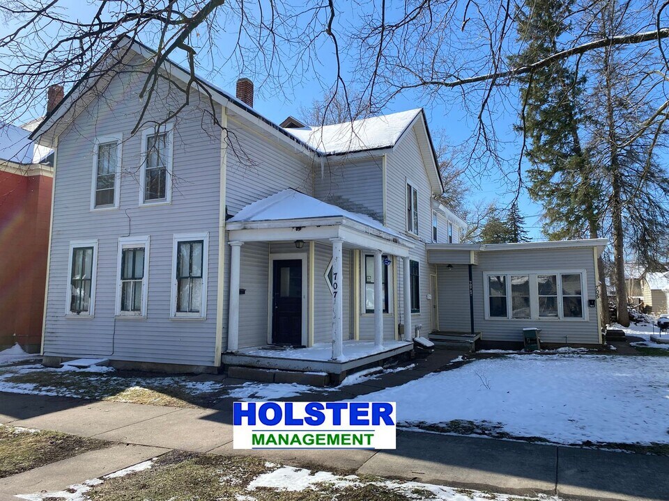 707 Grant St in Wausau, WI - Building Photo