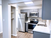 CEDAR TRAILS NEW in Loveland, OH - Foto de edificio - Interior Photo