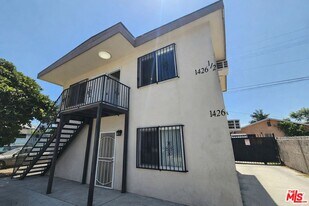1426 E 48th St in Los Angeles, CA - Building Photo