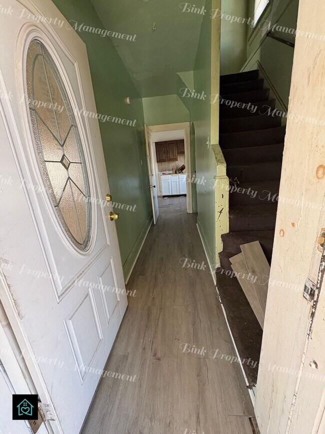 2908 Fullerton Ave in Detroit, MI - Building Photo - Building Photo