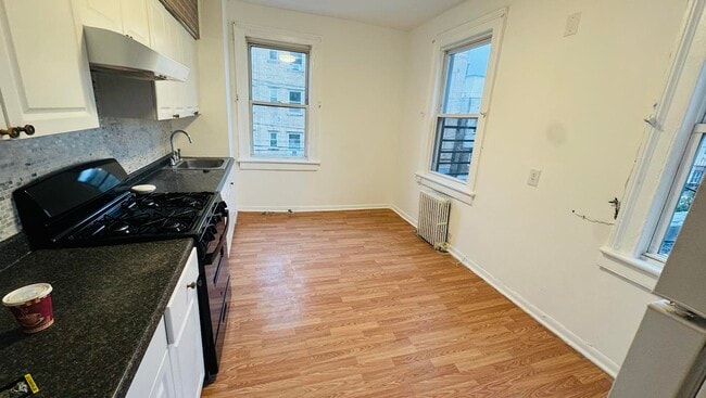 1153 Summit Ave in Jersey City, NJ - Building Photo - Building Photo