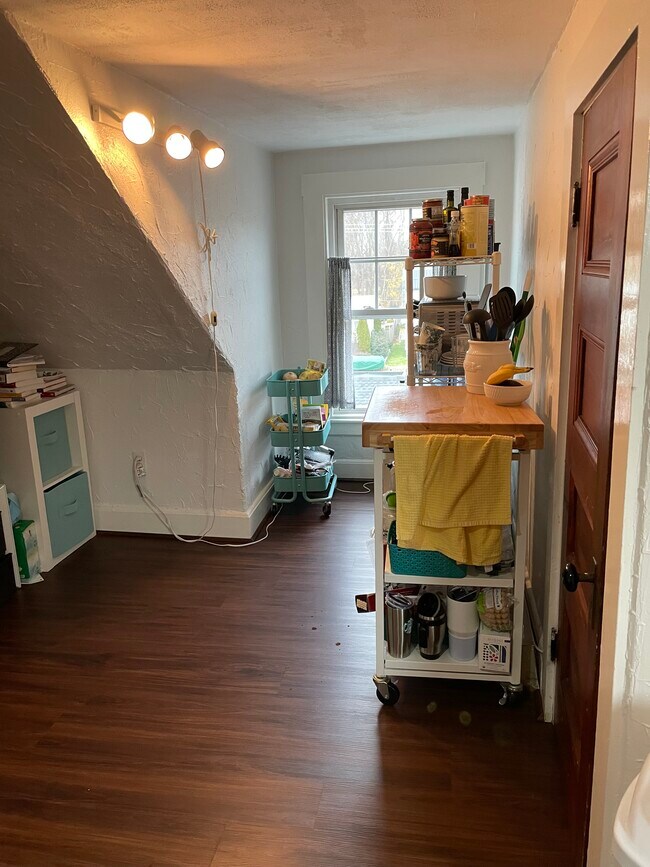 5 Folger ave Rentals in Beverly, MA