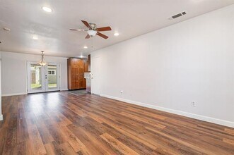 920 Ashwood Dr in Lewisville, TX - Building Photo - Building Photo