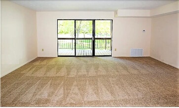 Viking Apartments and Townhouses in Brockport, NY - Building Photo - Building Photo