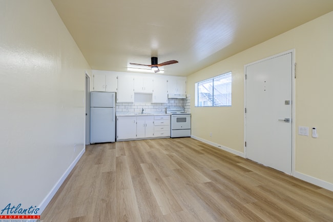 555 S 10th St in San Jose, CA - Building Photo - Building Photo