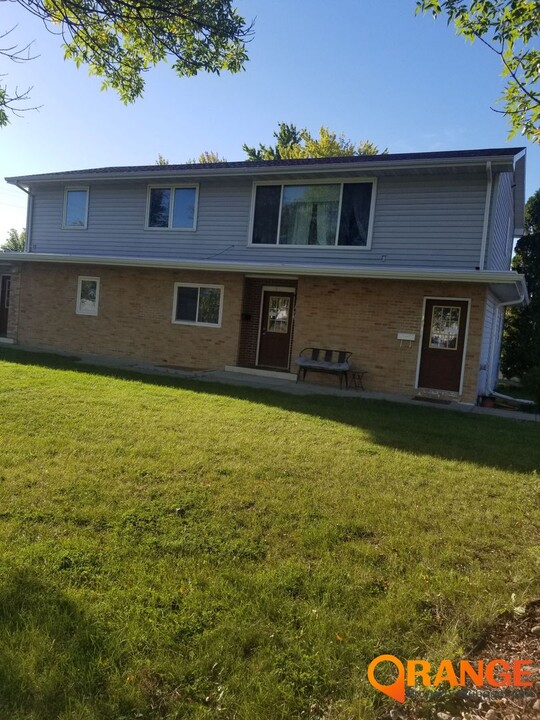 605 Buffalo Ave in Breckenridge, MN - Building Photo