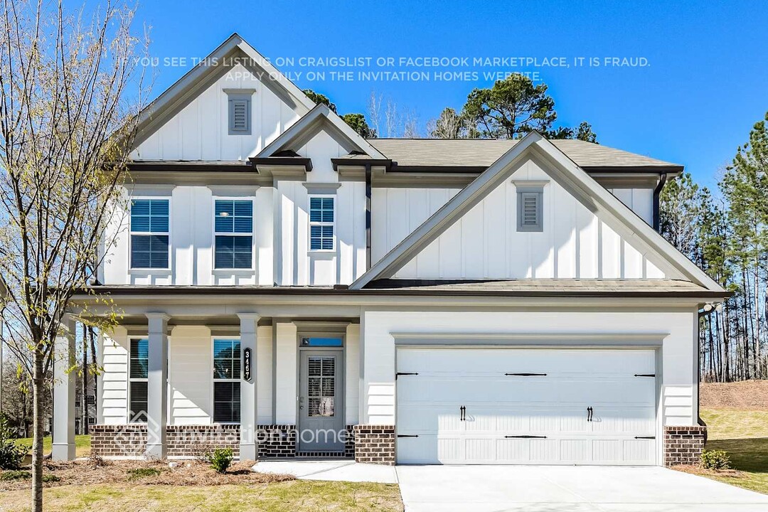 3467 BRYANT Mdw Cir in Buford, GA - Building Photo