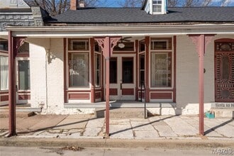 301 W Laurel St in Millstadt, IL - Building Photo - Building Photo