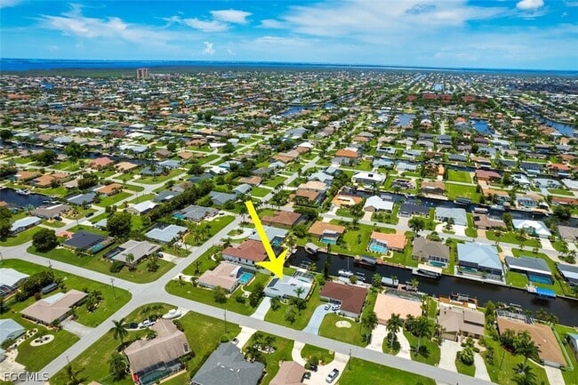 5036 SW 9th Pl in Cape Coral, FL - Building Photo - Building Photo