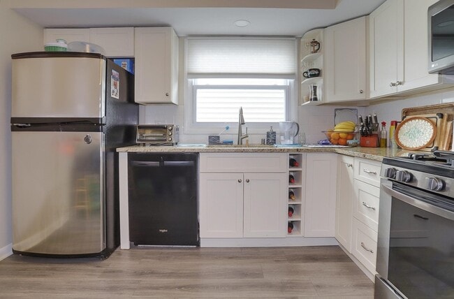 4 East Ct in Bayonne, NJ - Building Photo - Building Photo
