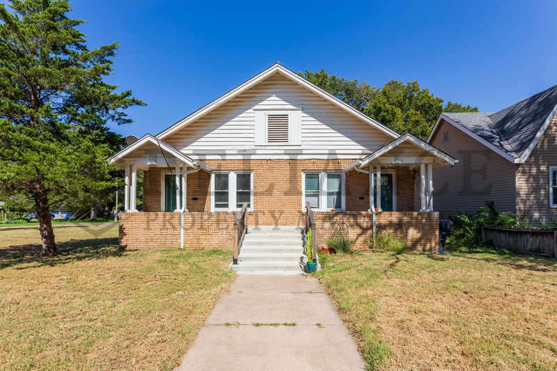 1812 W McKee Ave in Wichita, KS - Foto de edificio