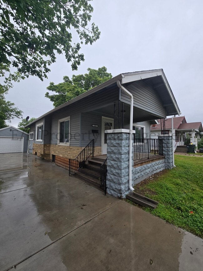 123 N Meridian Ave in Wichita, KS - Building Photo - Building Photo
