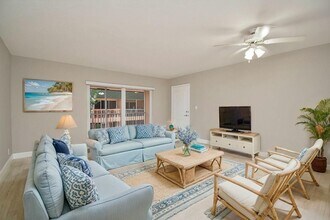 770 SE 2nd Ave in Deerfield Beach, FL - Foto de edificio - Building Photo