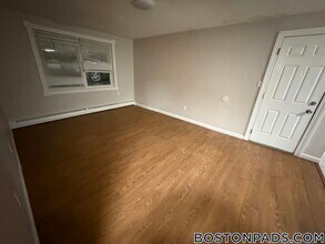 18 Belmont St in Lowell, MA - Foto de edificio - Building Photo