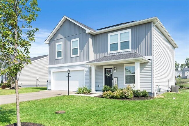 138 Leslie Farms Dr in Evans City, PA - Building Photo - Building Photo