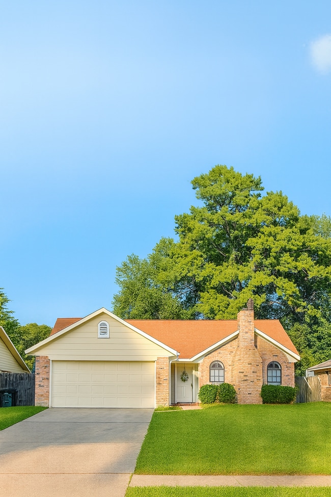 property at 9025 Cedar Ridge Dr