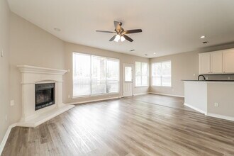 6300 Redeagle Creek Dr in Fort Worth, TX - Building Photo - Building Photo