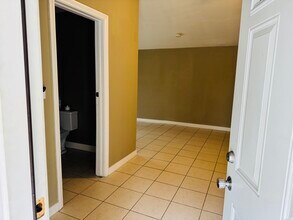 701 W Doran St, Unit 703A in Glendale, CA - Building Photo - Building Photo
