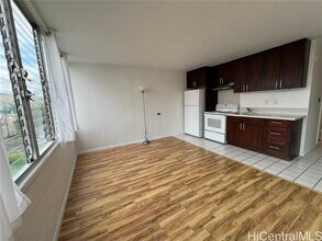 1650 Kanunu St in Honolulu, HI - Building Photo - Building Photo