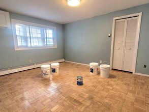 164 Bowen St in Boston, MA - Building Photo - Building Photo