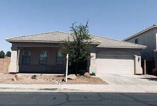 12422 West Cocopah St in Avondale, AZ - Building Photo