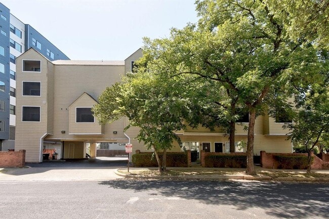 property at 2510 San Gabriel St