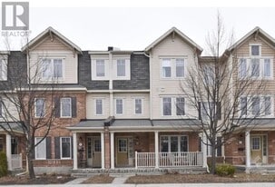 119 Harmattan Ave in Ottawa, ON - Building Photo