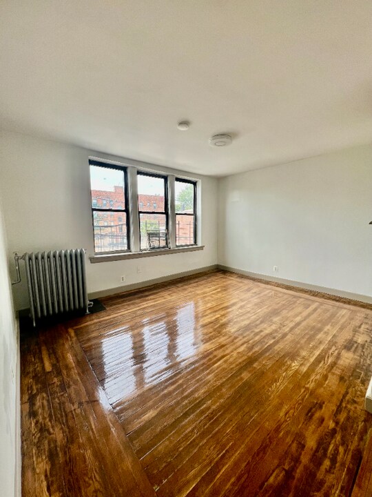 354 Bergen Ave-Unit -8 in Jersey City, NJ - Building Photo