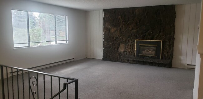 11113 E 32nd Ave in Spokane Valley, WA - Building Photo - Building Photo