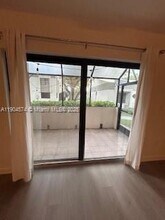 7925 SW 104th St in Miami, FL - Building Photo - Building Photo