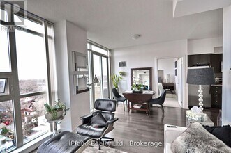 1638-1638 Bloor St W in Toronto, ON - Building Photo - Building Photo
