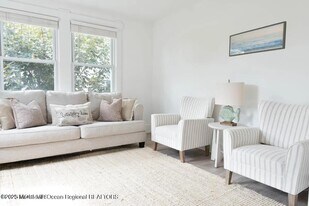 907 Bergh St in Asbury Park, NJ - Building Photo