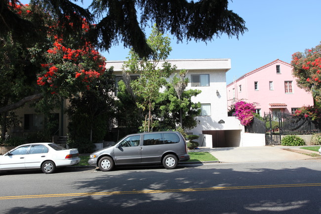 818 11th St in Santa Monica, CA - Foto de edificio - Building Photo