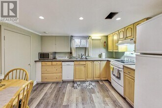 1 Milne Ave in Toronto, ON - Building Photo - Building Photo