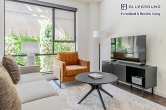 388 Santana Row in San Jose, CA - Building Photo - Building Photo