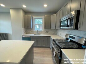 44 Ashley St in Boston, MA - Building Photo