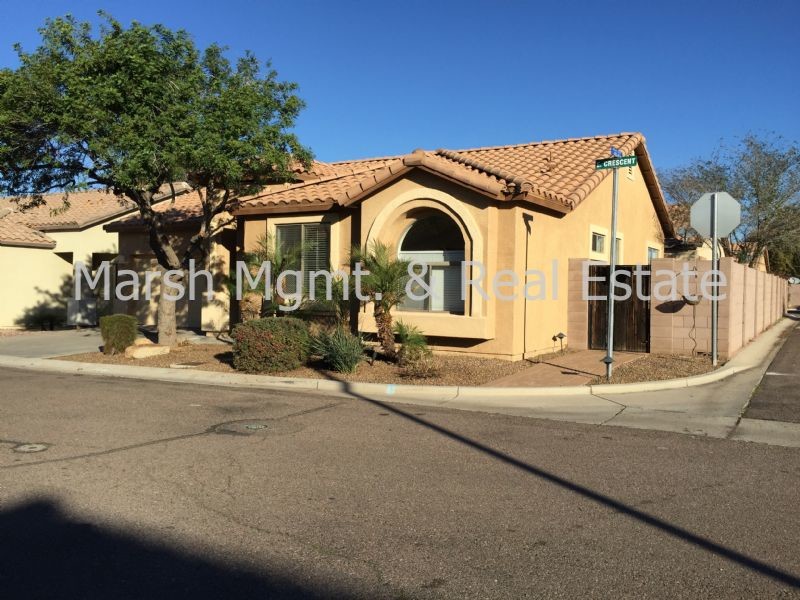 8952 E Crescent Ave in Mesa, AZ - Building Photo