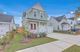 219 Clearblue Lp in Summerville, SC - Building Photo - Building Photo