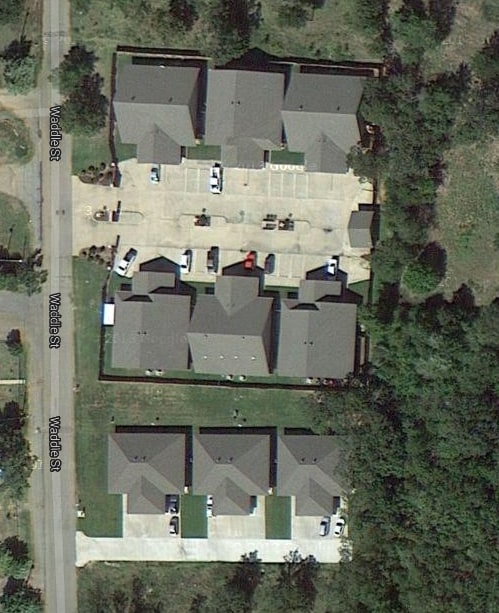 348 Waddle St