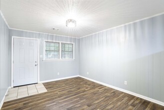 5737-5739 Alabama St SW in Austell, GA - Building Photo - Building Photo