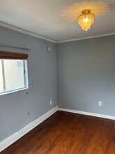 533 Vernon Ave, Unit 533 Indiana upper back ap in Venice, CA - Foto de edificio - Building Photo