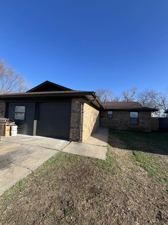 1328 NE 5th St in Oklahoma City, OK - Building Photo